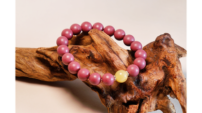 Zen Blossom Aromatic Violet Bracelet