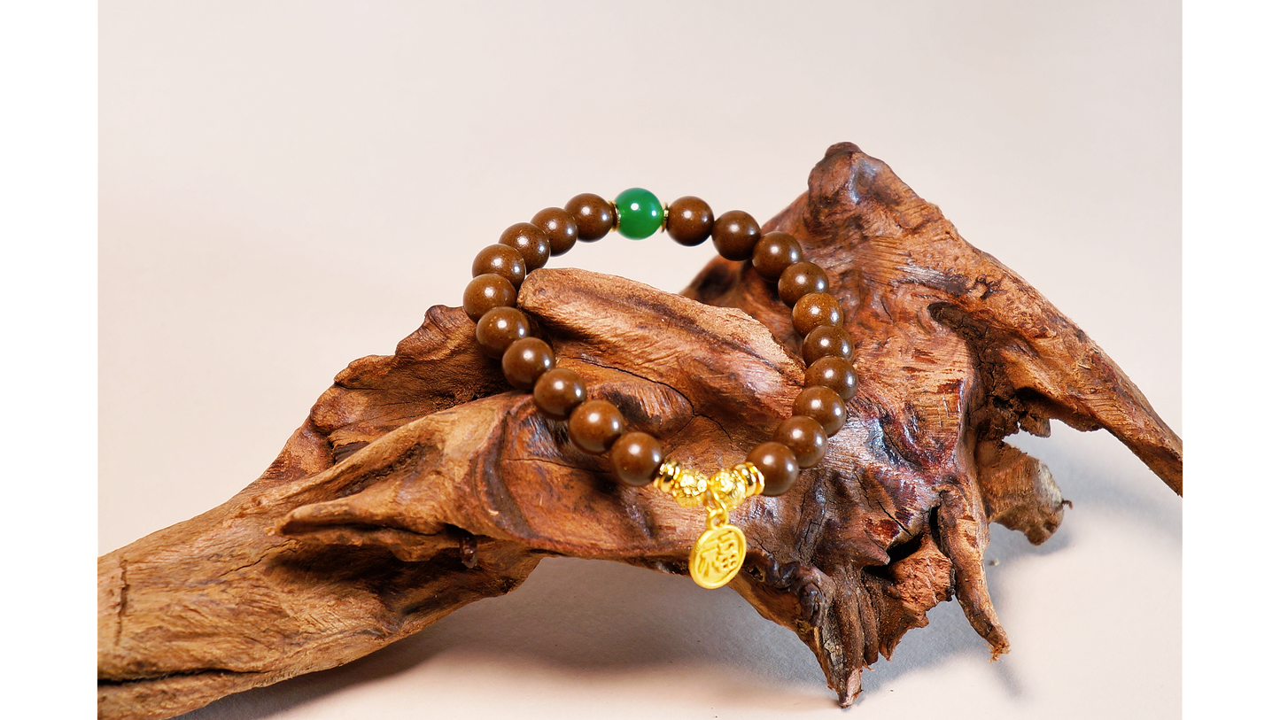 Elegant Orchid & Jade Prosperity Bracelet